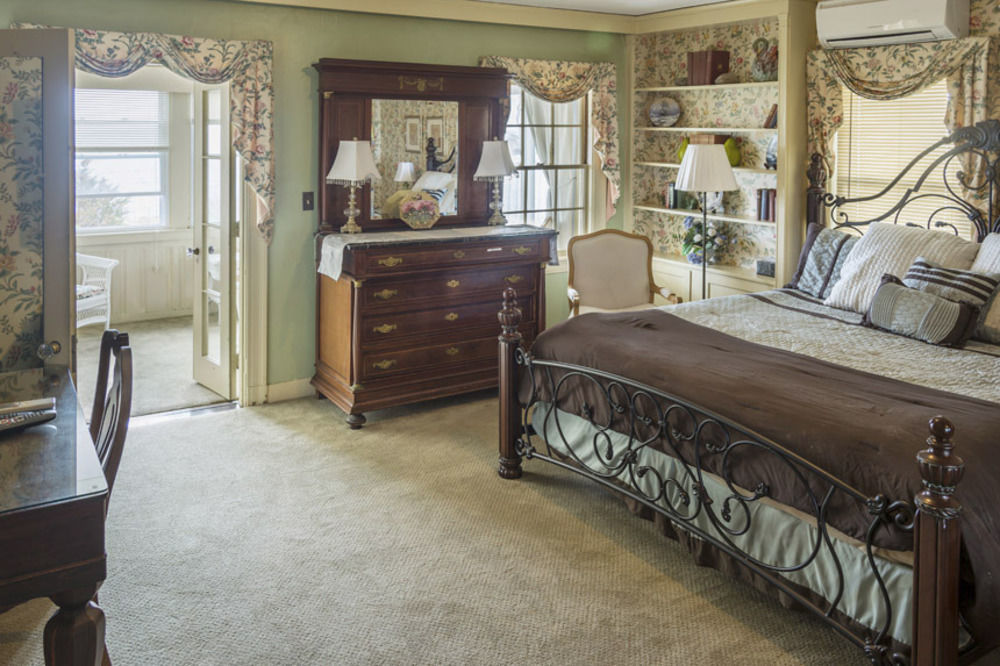 Yankee Clipper Inn 4*